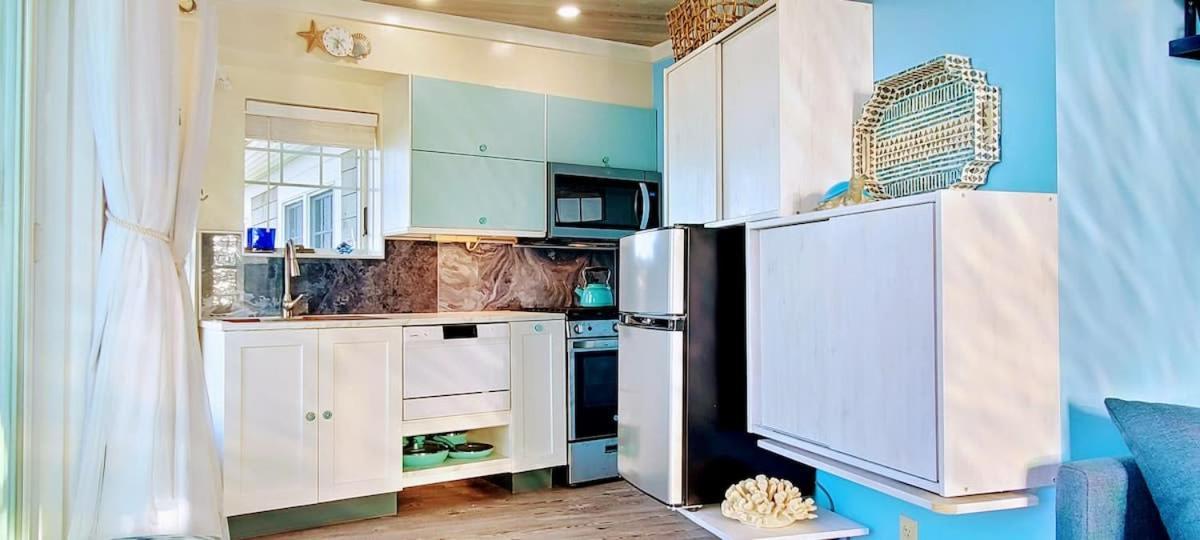 Loza House Coastal Design Unit With Lake & Mountain Views Платсбърг Екстериор снимка